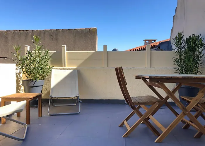 Le Logis Du Chanoine, 50 M2 And Terrace Face To Cathedral
